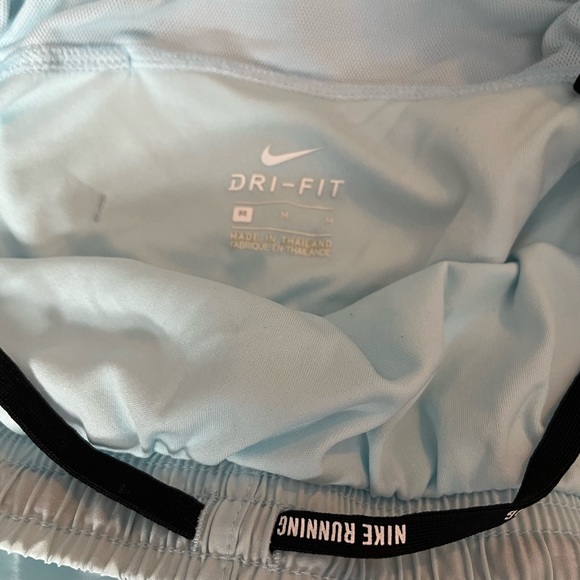 Nike shorts - Picture 3 of 4